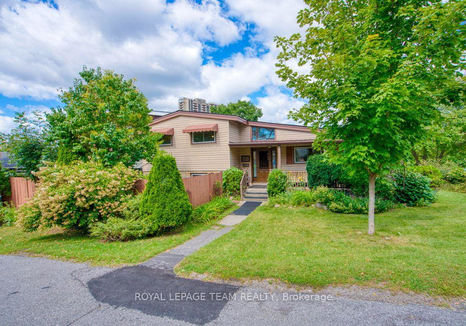 220-ancaster-avenue-ottawa-ontario-x13792236