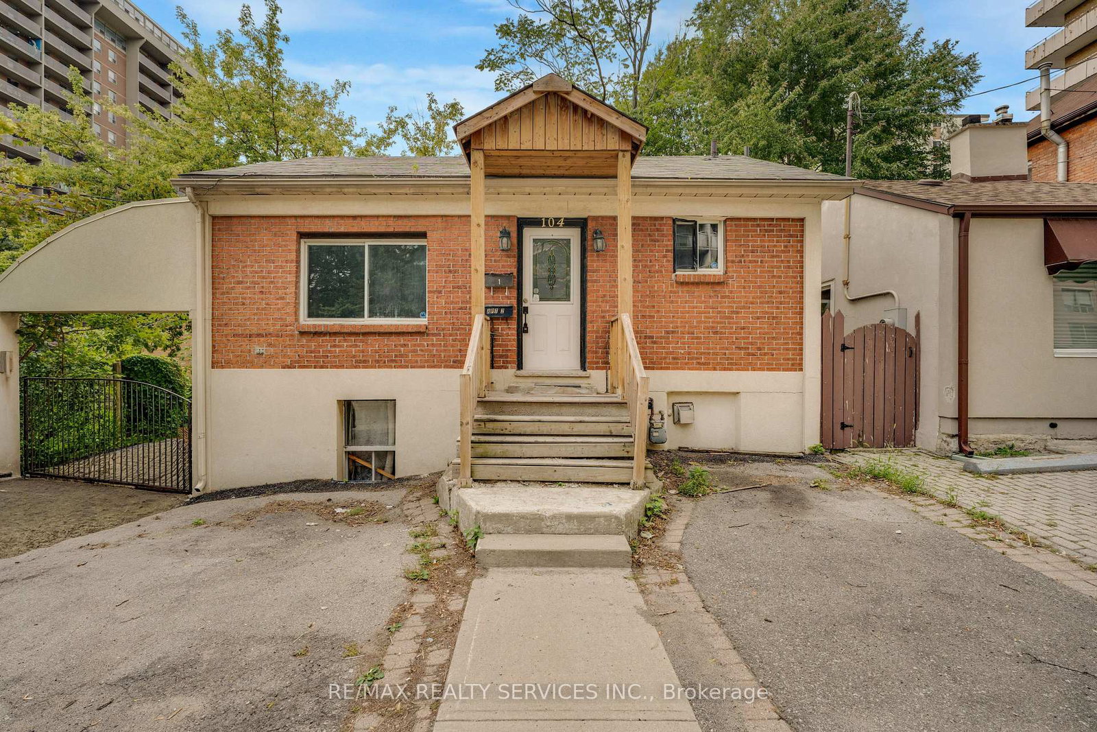 104-hess-street-s-hamilton-ontario-x13792268