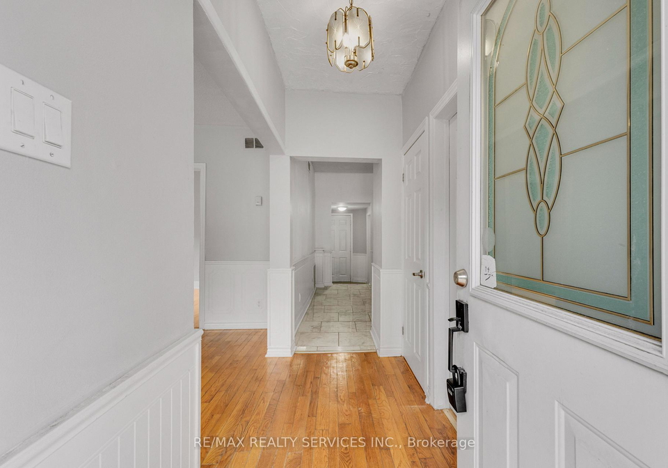 104-hess-street-s-hamilton-ontario-x13792268