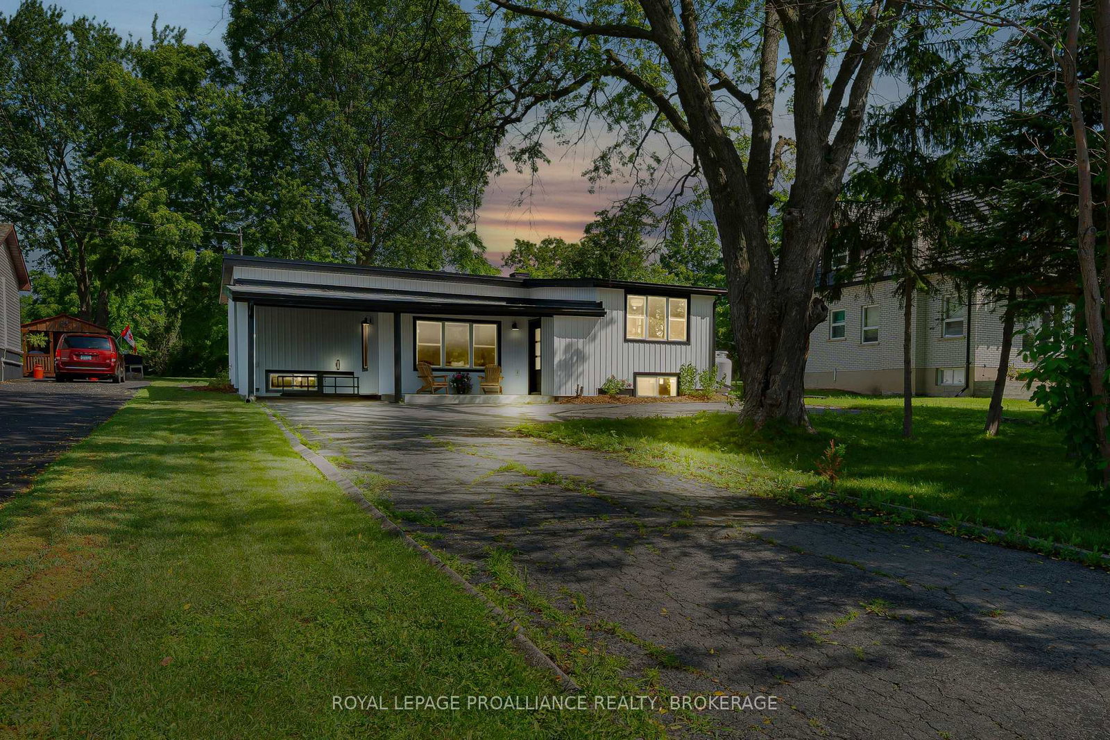 104-main-street-loyalist-ontario-x13792296