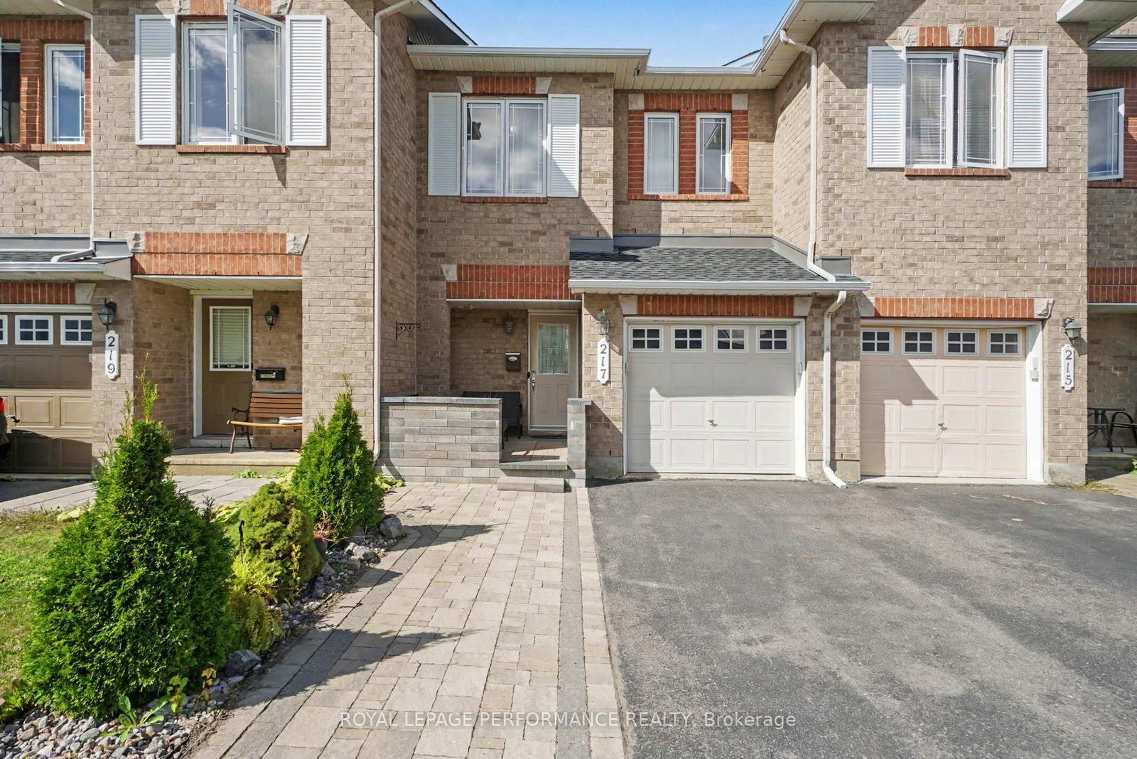 217-branthaven-street-ottawa-ontario-x13792390