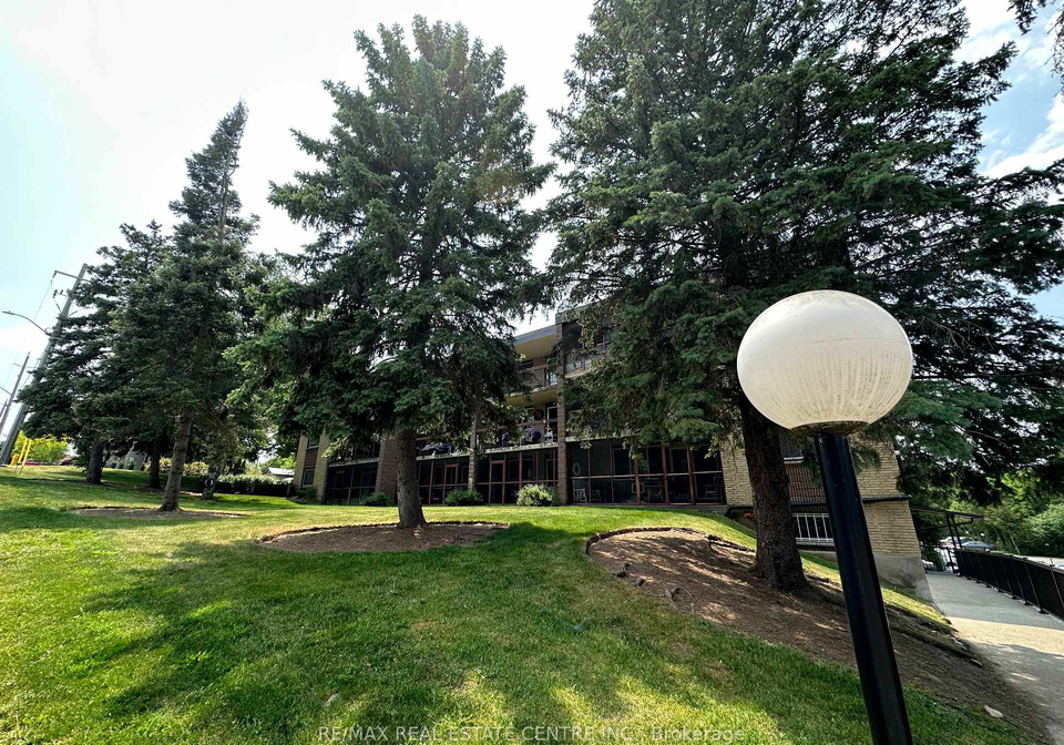 944-caledonian-view-cambridge-ontario-x13792566