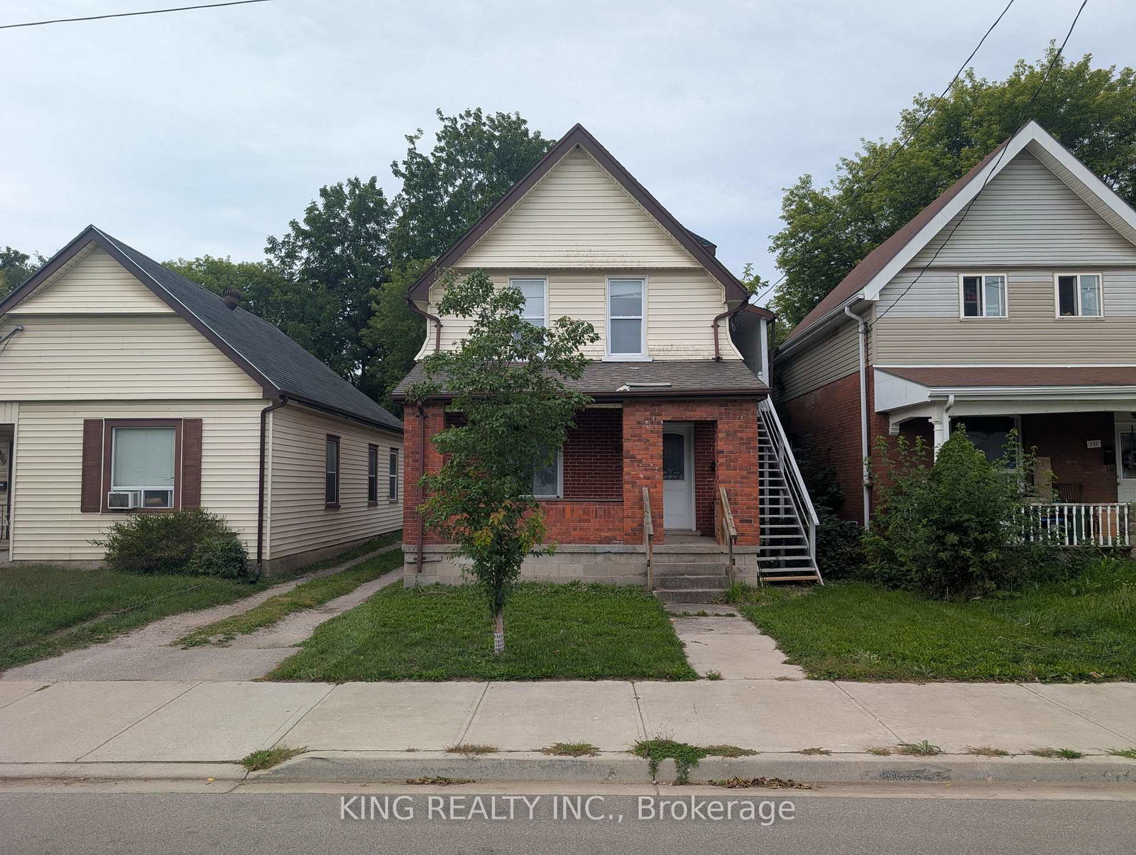 131-sackville-street-london-east-ontario-x13792608