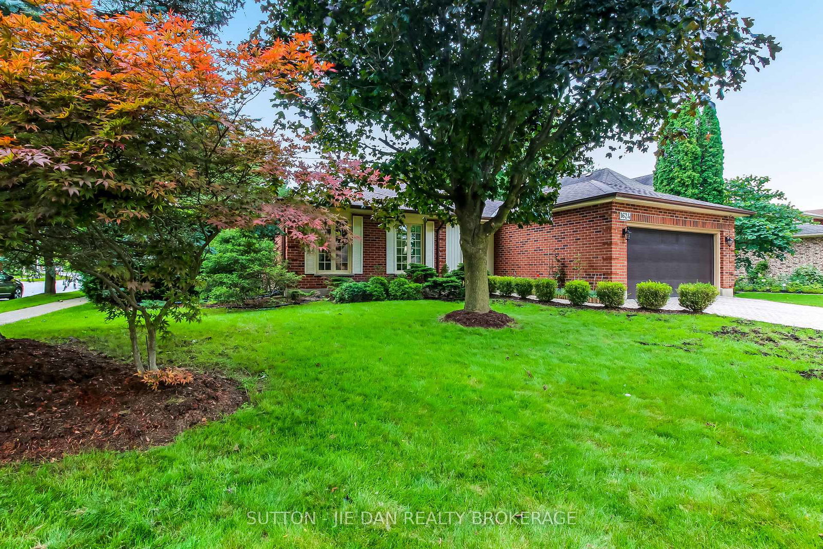 1624-hastings-drive-london-north-ontario-x13792846