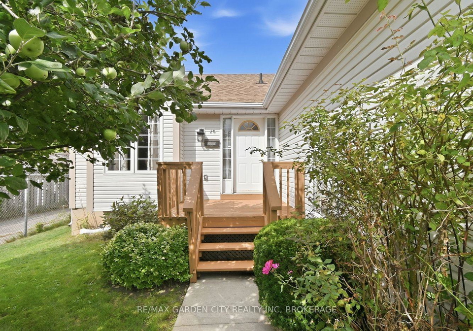 21-b-kelson-avenue-n-grimsby-ontario-x13792982