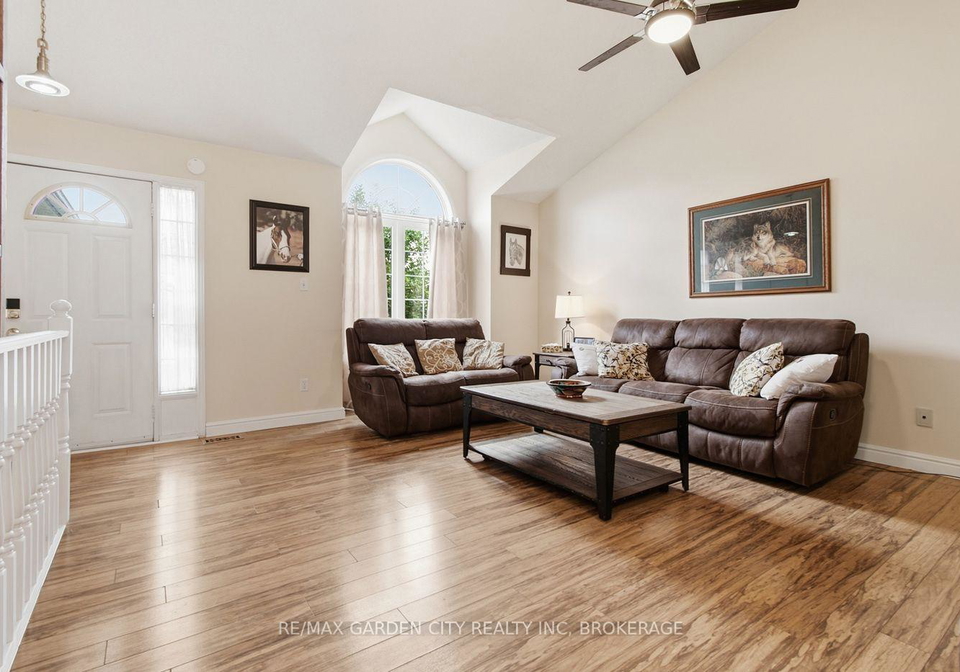 21-b-kelson-avenue-n-grimsby-ontario-x13792982