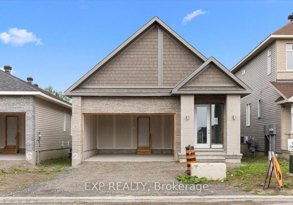 10-corr-court-carleton-place-ontario-x13793020
