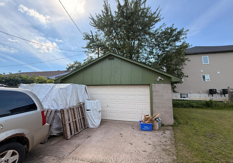 4-conlon-crescent-thorold-ontario-x13793146