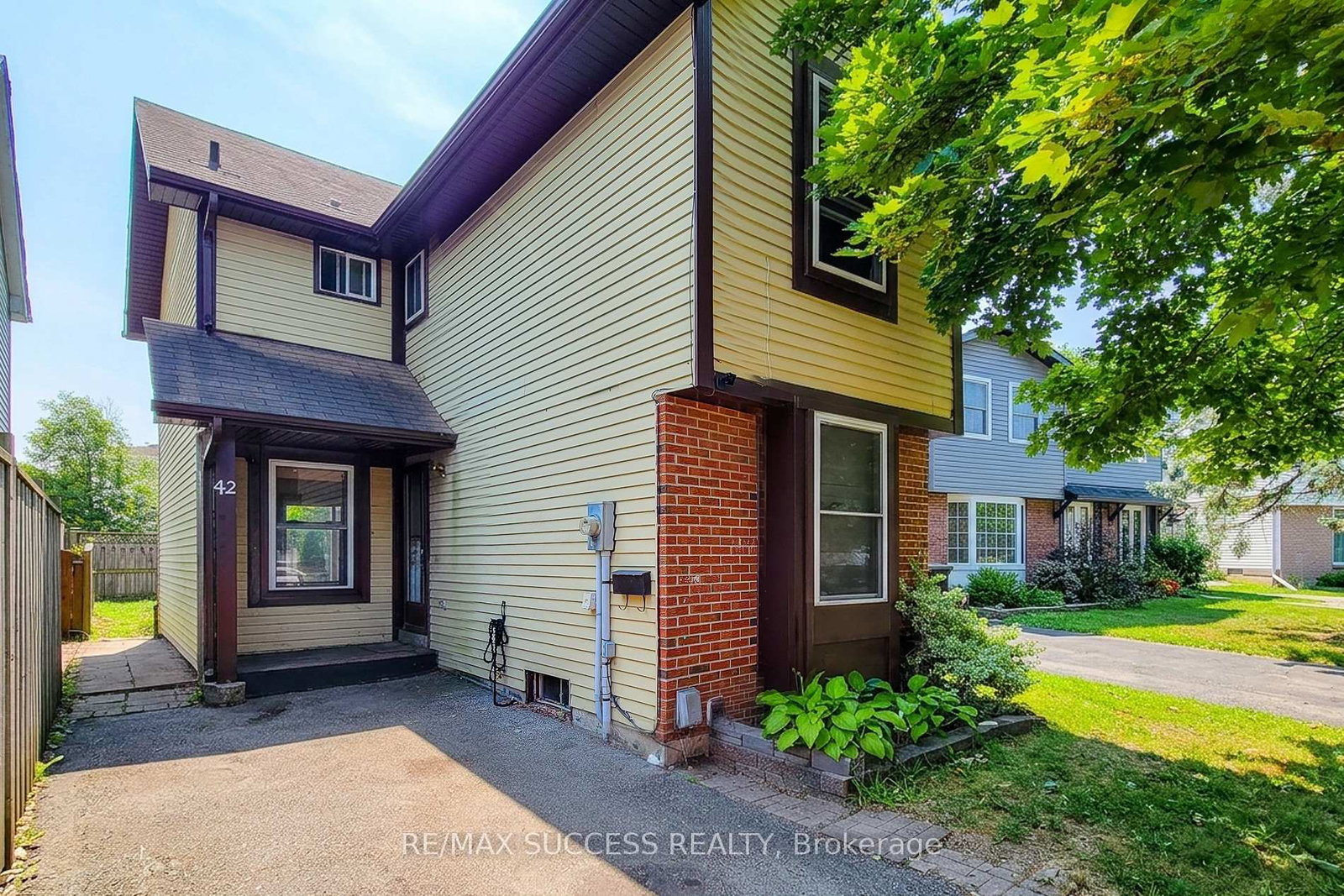 42-enfield-crescent-brantford-ontario-x13793214