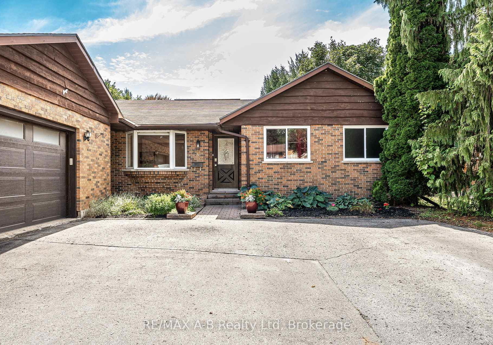 332-widder-street-e-st-marys-ontario-x13793310