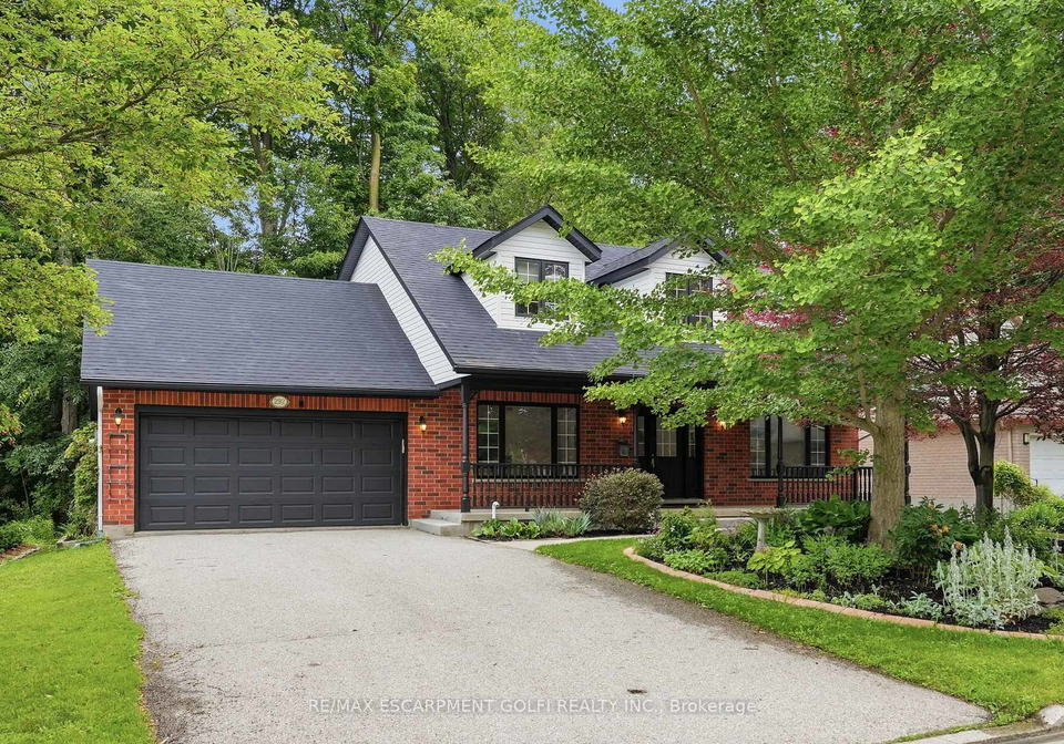 292-thorncrest-drive-waterloo-ontario-x13793400