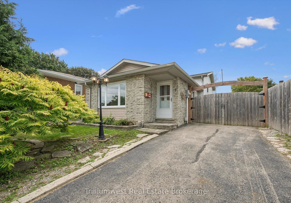 7-homestead-place-waterloo-ontario-x13793546