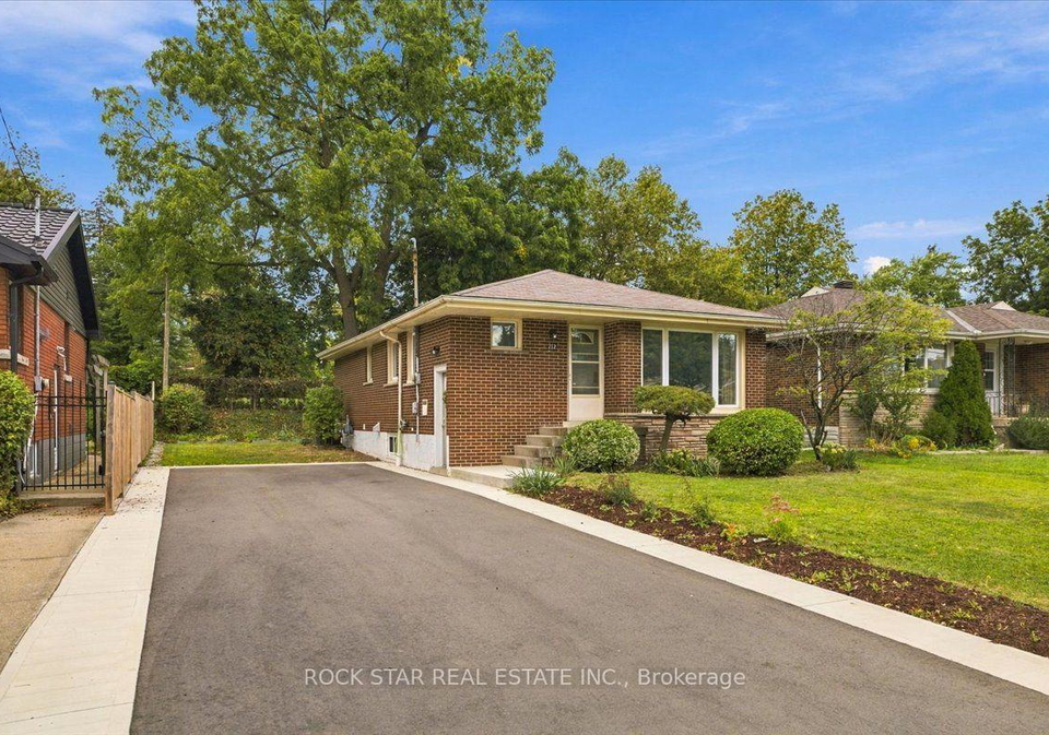 212-west-33rd-street-hamilton-ontario-x13793672