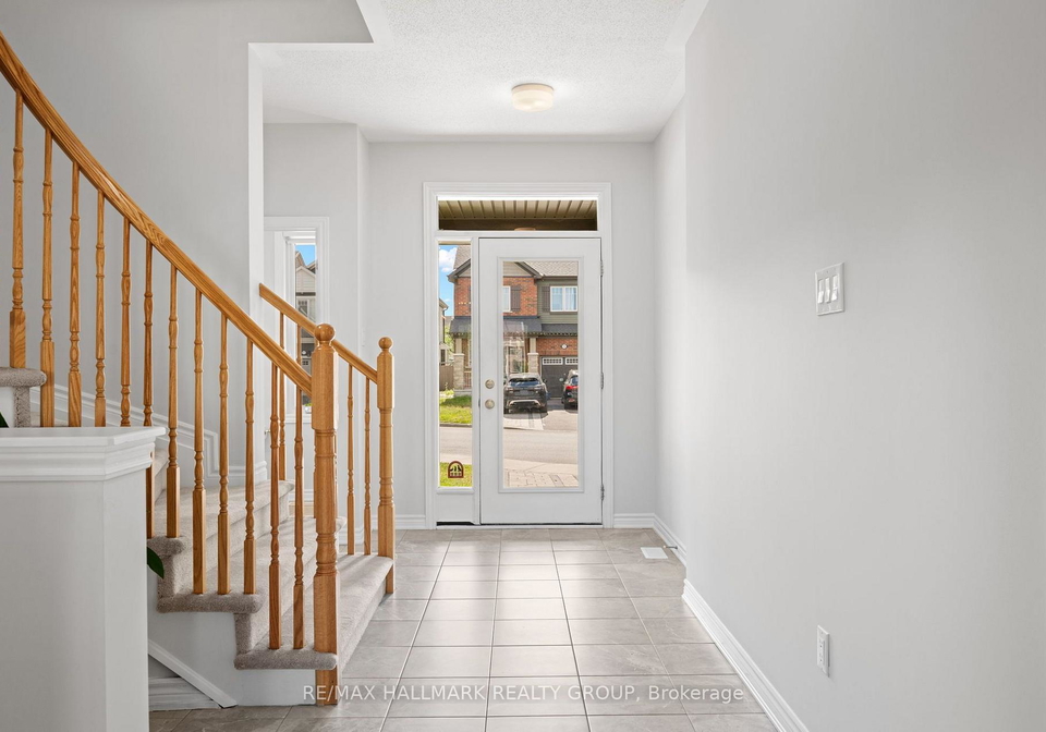 114-sweetvalley-drive-ottawa-ontario-x13793720