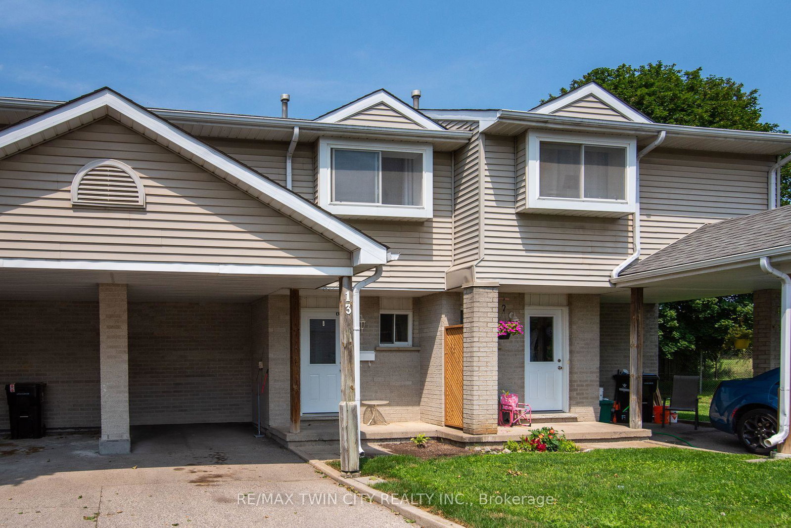 125-sekura-crescent-cambridge-ontario-x13793956