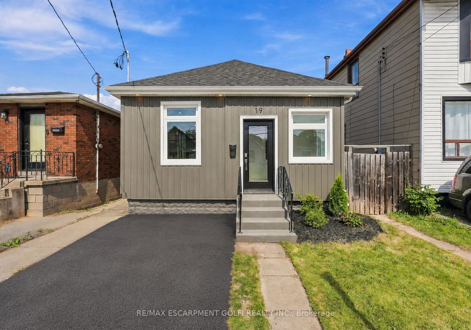 19-vansitmart-avenue-hamilton-ontario-x13793988