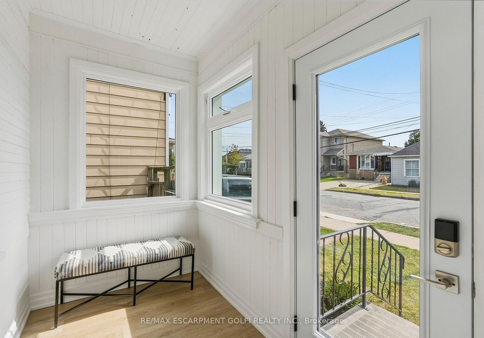 19-vansitmart-avenue-hamilton-ontario-x13793988