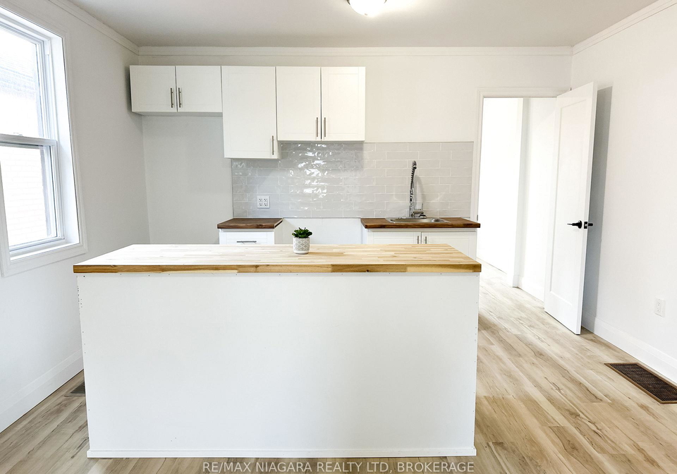 233-pelham-road-st-catharines-ontario-x13794124