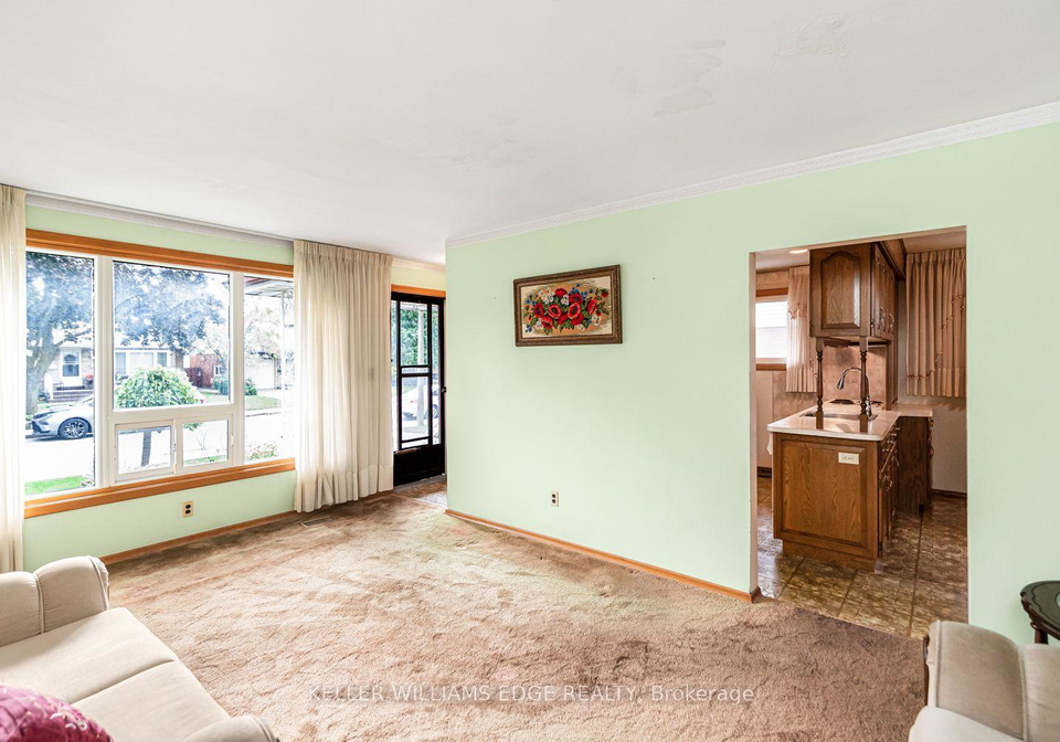 30-goldfinch-road-hamilton-ontario-x13794162