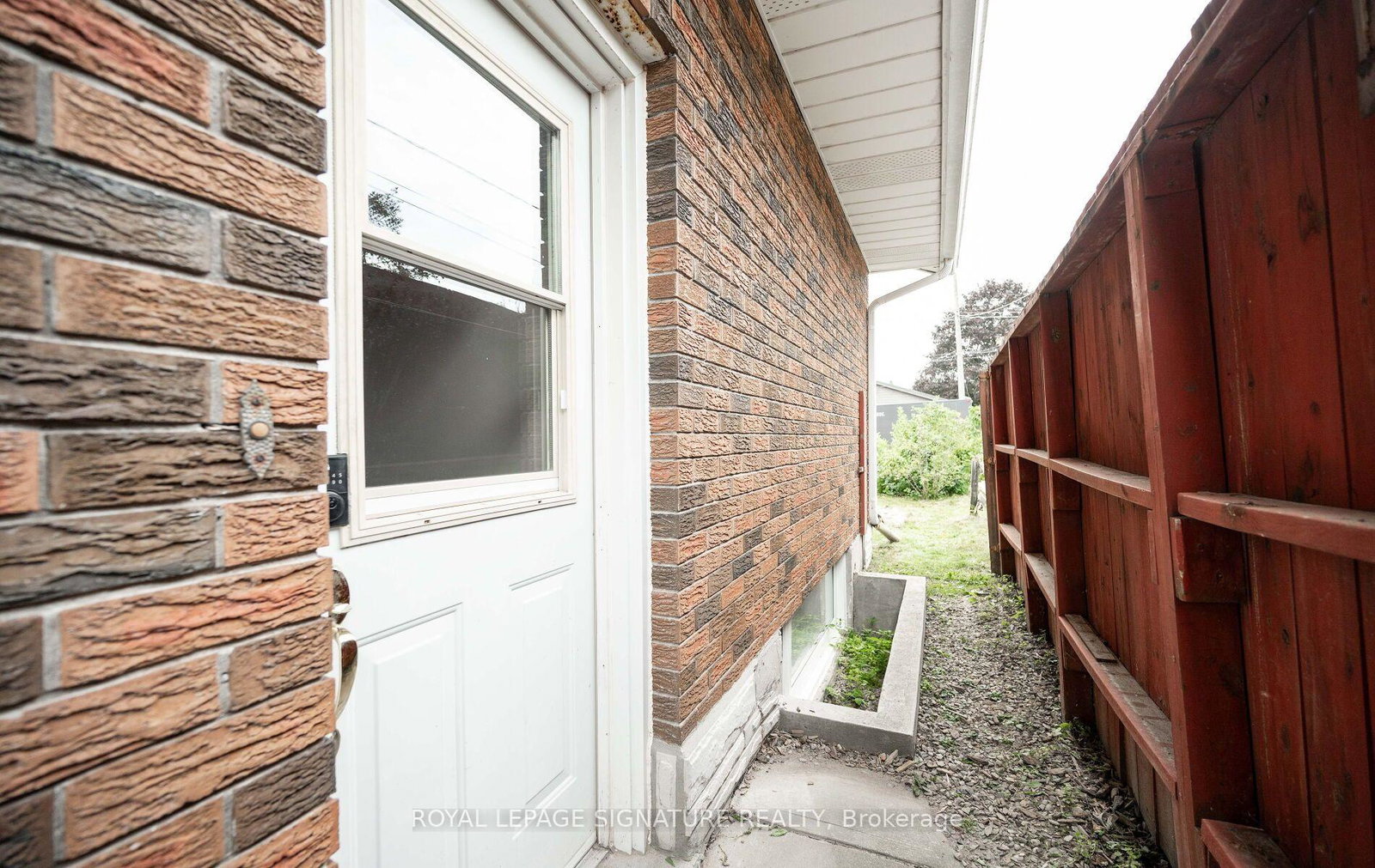 16-eleanor-lower-level-court-guelph-ontario-x13794340