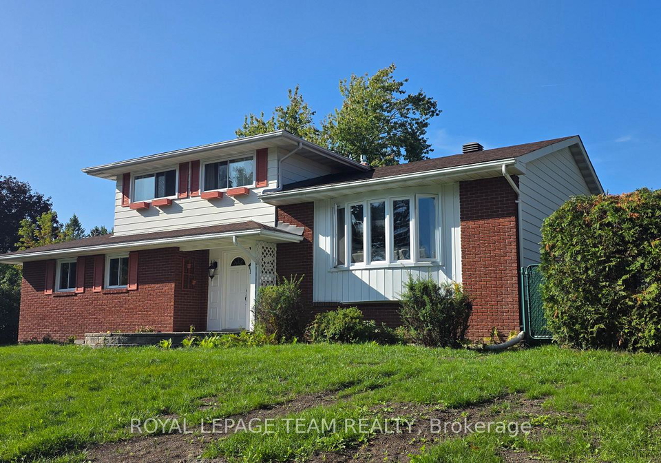 13-ridgeburn-gate-ottawa-ontario-x13794810