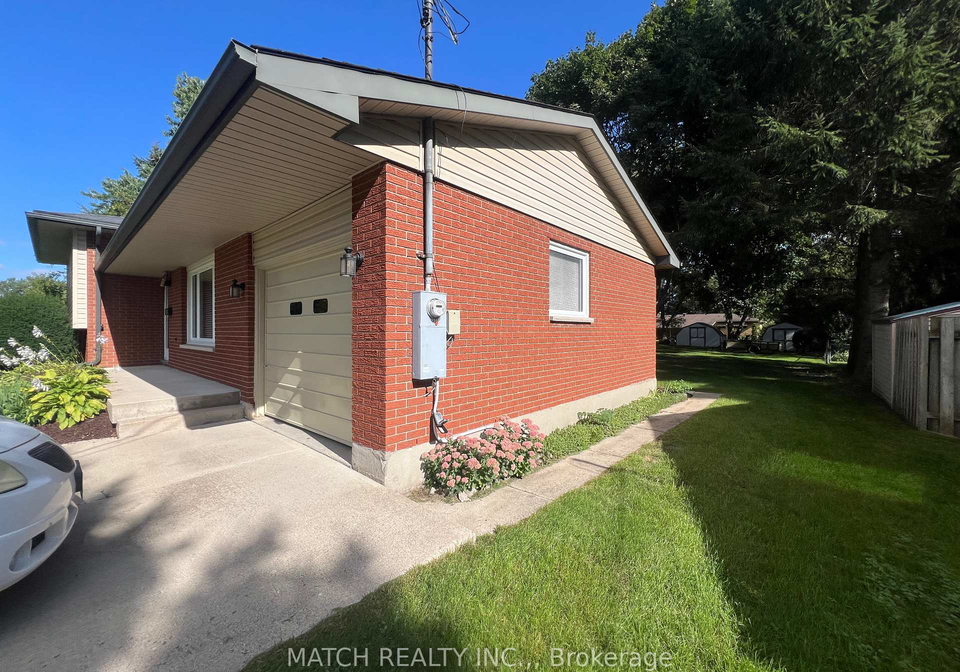 128-erie-avenue-middlesex-centre-ontario-x13794962