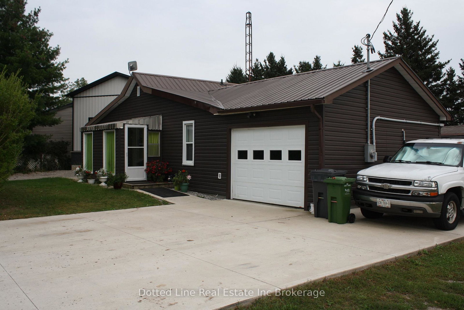 334-glen-meyer-road-norfolk-ontario-x13795314
