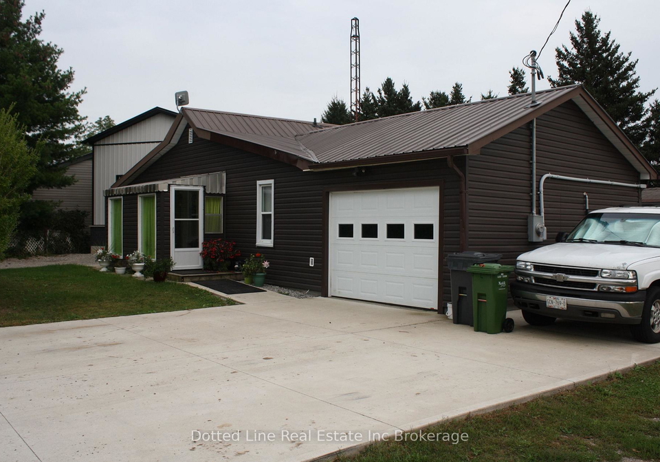 334-glen-meyer-road-norfolk-ontario-x13795314