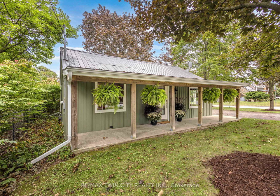 79-oak-street-norfolk-ontario-x13795350