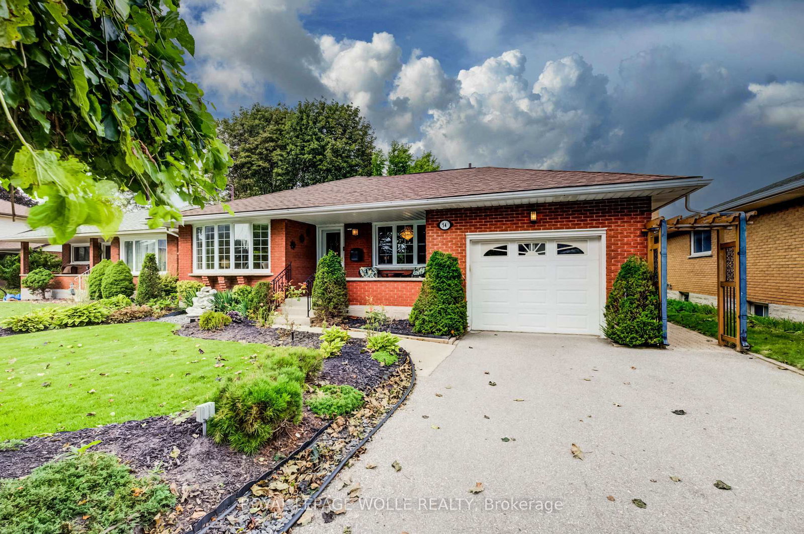 54-fairlawn-road-kitchener-ontario-x13795420