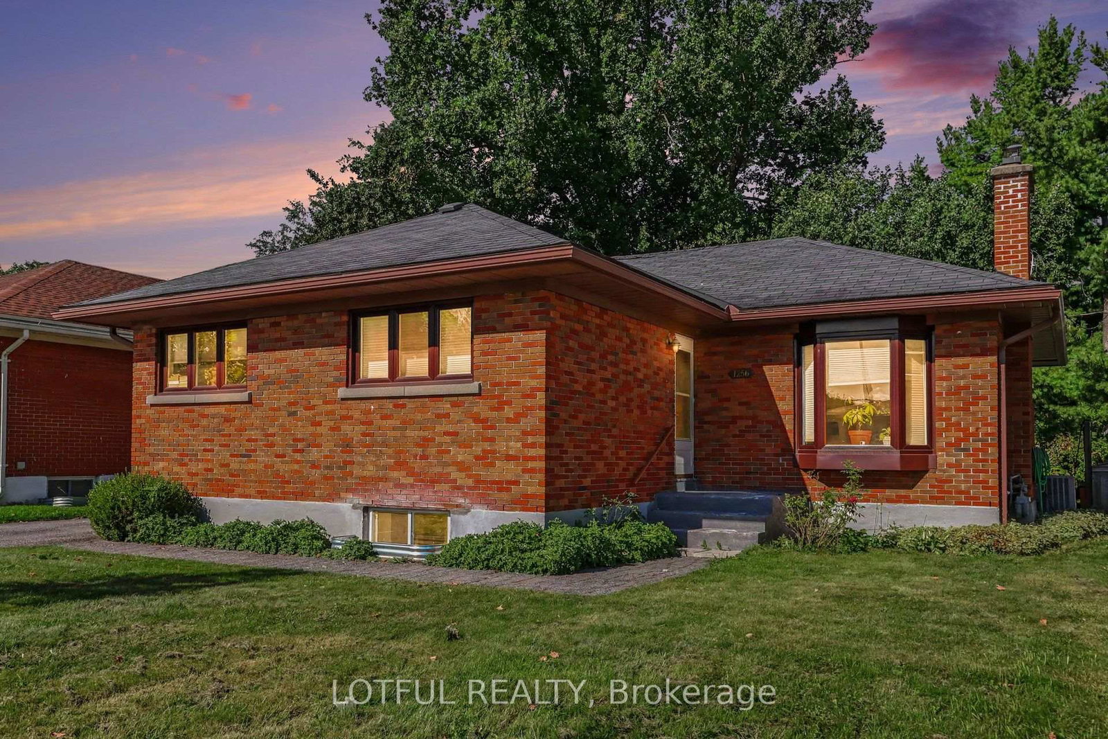 1256-field-street-ottawa-ontario-x13795552