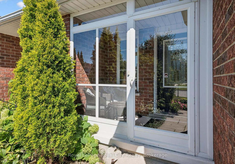 81-keating-street-guelph-ontario-x13795578