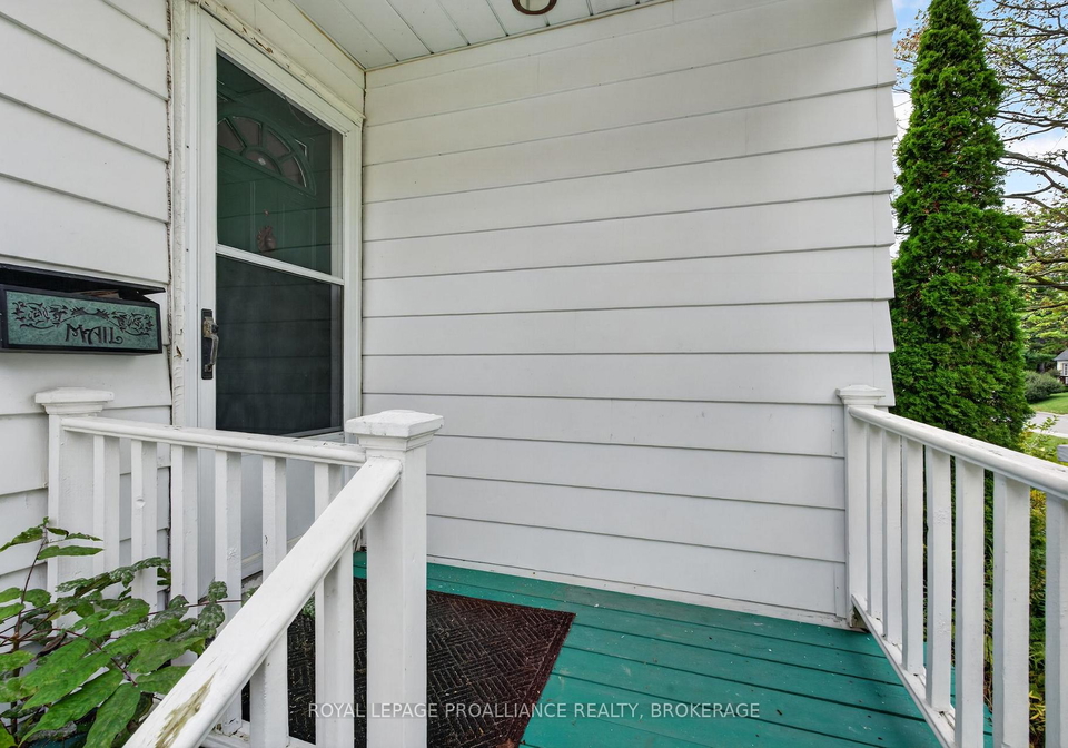 364-glengarry-road-kingston-ontario-x13795656