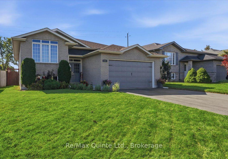 14-ridgeview-lane-quinte-west-ontario-x13795662