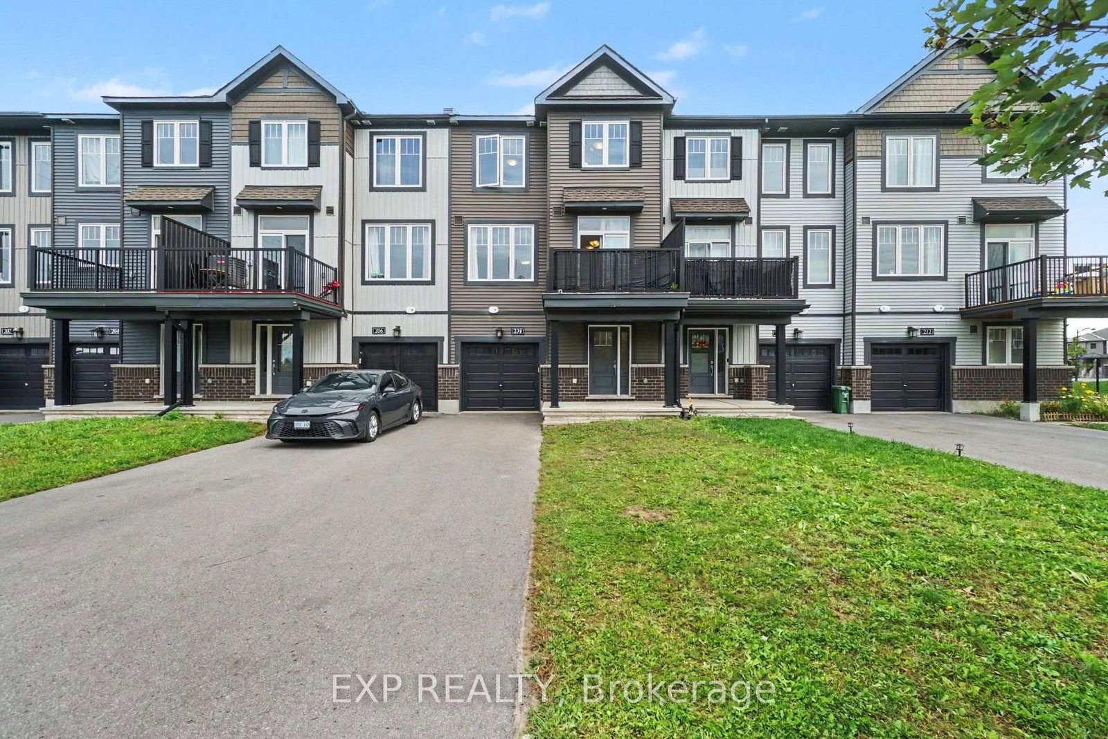 208-liebe-terrace-ottawa-ontario-x13795680