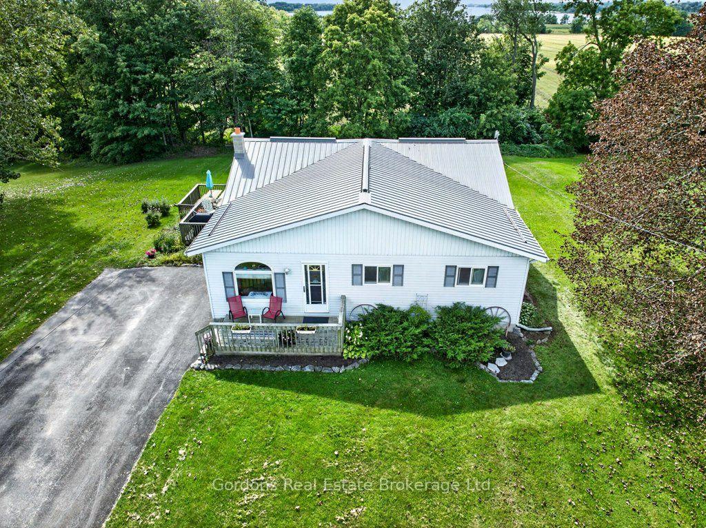 1442-county-road-10-prince-edward-county-ontario-x13795816