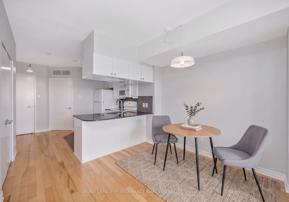 445-laurier-avenue-w-ottawa-ontario-x13795894