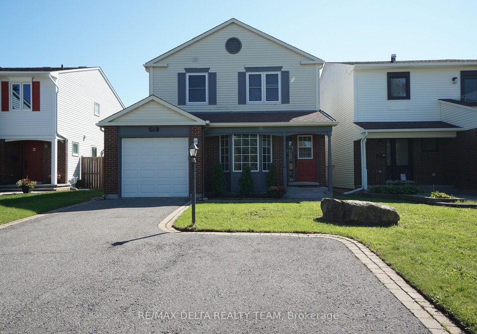 24-raftus-square-ottawa-ontario-x13796044