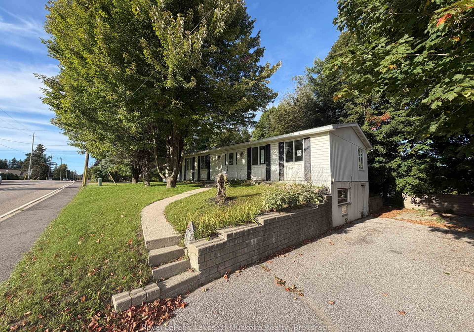 3-wellington-street-bracebridge-ontario-x13796168
