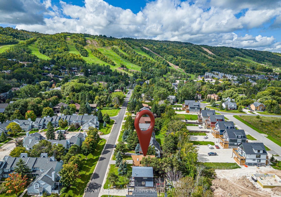 143-settlers-way-blue-mountains-ontario-x13796184