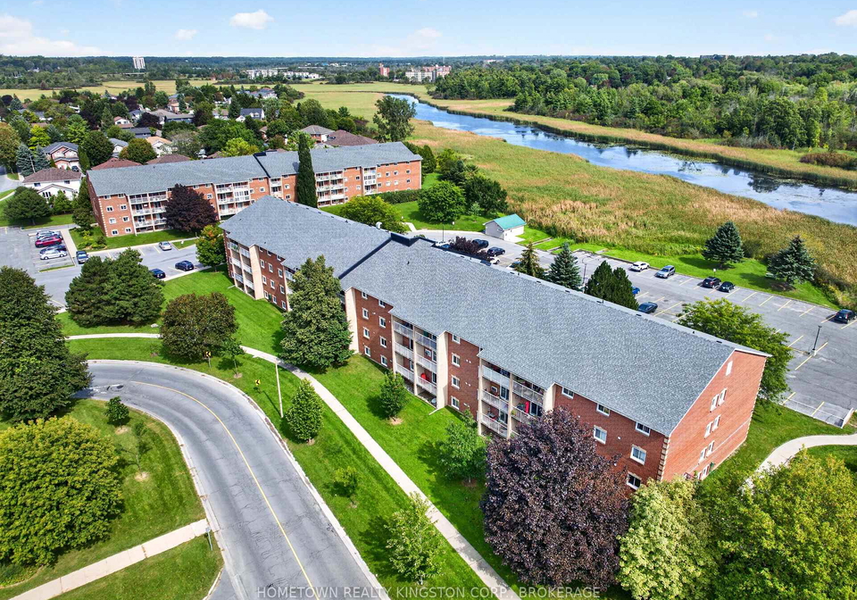 566-armstrong-road-kingston-ontario-x13796264