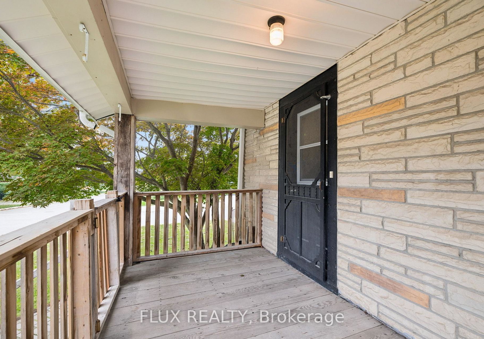 195-victoria-avenue-s-north-perth-ontario-x13796528