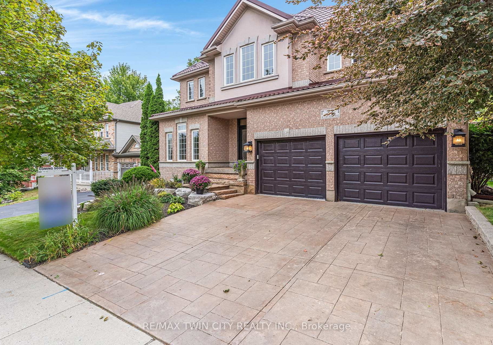 27-autumn-ridge-trail-kitchener-ontario-x13796758
