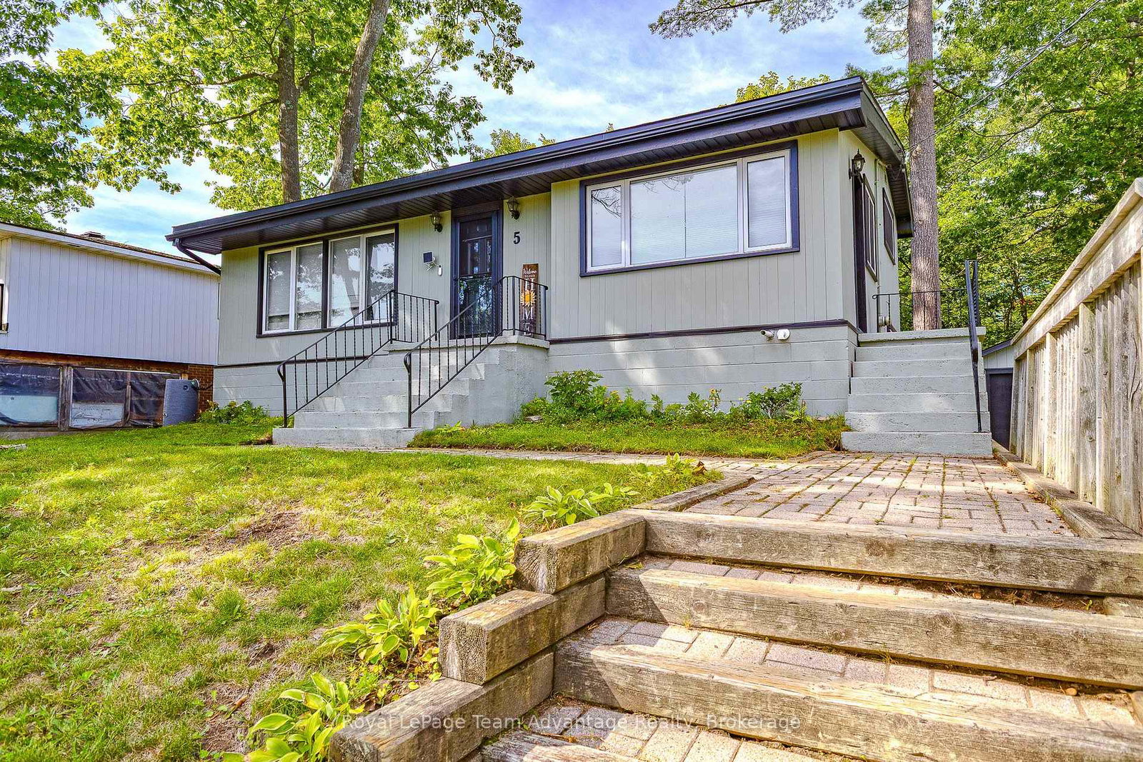 5-burritt-street-parry-sound-ontario-x13796962