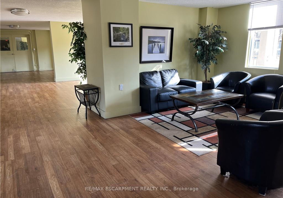 350-quigley-road-hamilton-ontario-x13797052