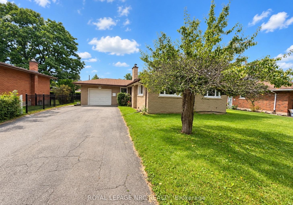 15-springhead-lower-gardens-welland-ontario-x13797204