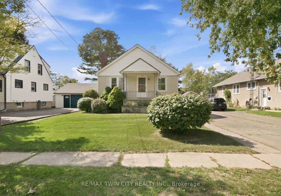 86-forest-avenue-port-colborne-ontario-x13797212