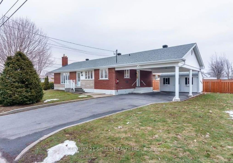 318-anthony-street-cornwall-ontario-x13797244
