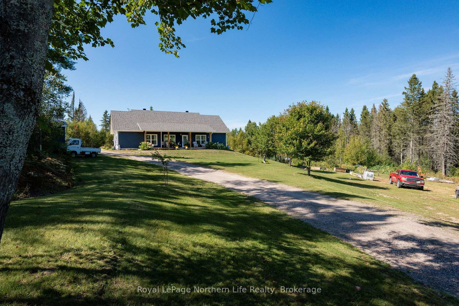 880-memorial-park-drive-e-powassan-ontario-x13797278