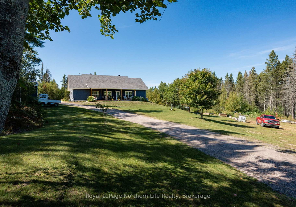 880-memorial-park-drive-e-powassan-ontario-x13797278